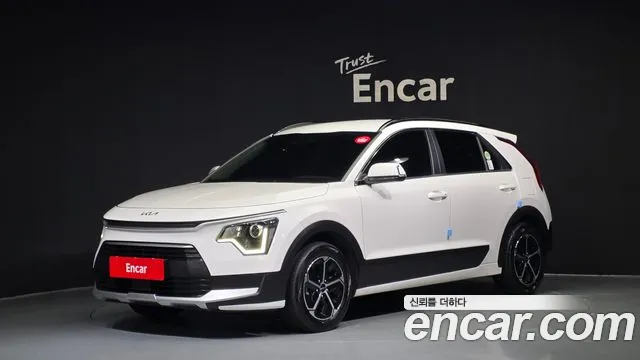 Kia Niro 2022 — фото 1
