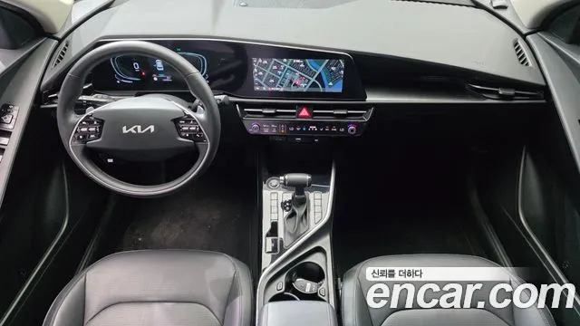 Kia Niro 2022 — фото 10