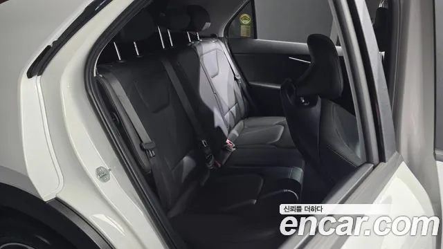 Kia Niro 2022 — фото 18
