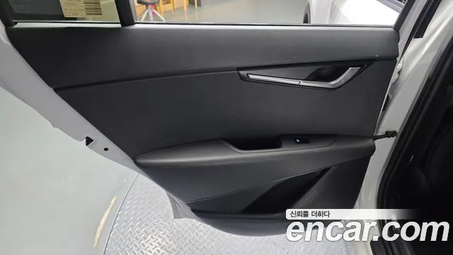 Kia Niro 2022 — фото 15