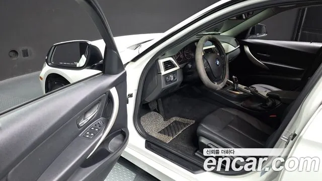 BMW 3-Series 2015 — фото 10