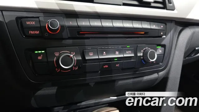 BMW 3-Series 2015 — фото 16