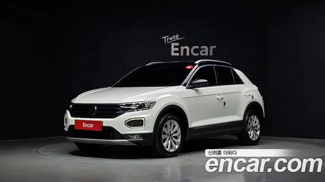 Volkswagen T-Roc 2022 — фото 1