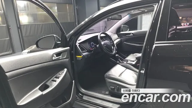 Hyundai Tucson 2016 — фото 10
