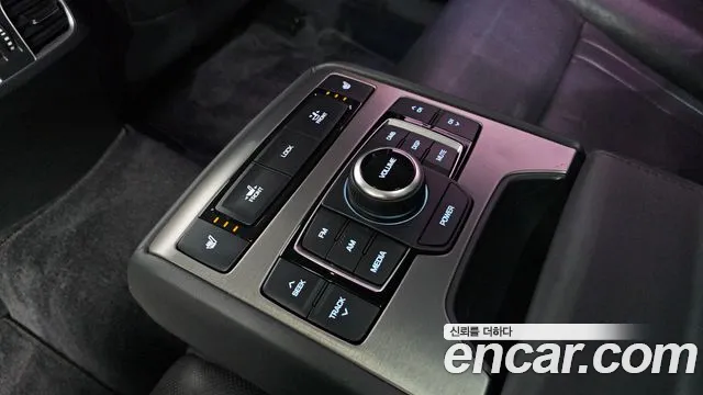 Hyundai Genesis 2015 — фото 18