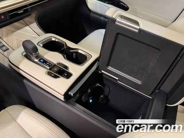Lexus LM 2025 — фото 18