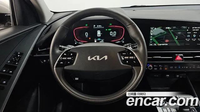 Kia Niro 2022 — фото 13