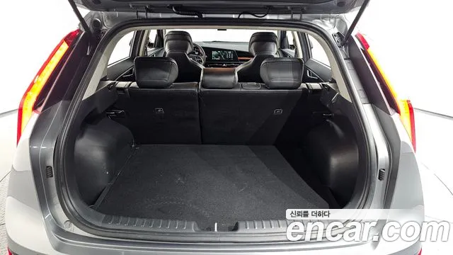 Kia Niro 2022 — фото 17