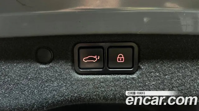 Hyundai Equus 2015 — фото 17