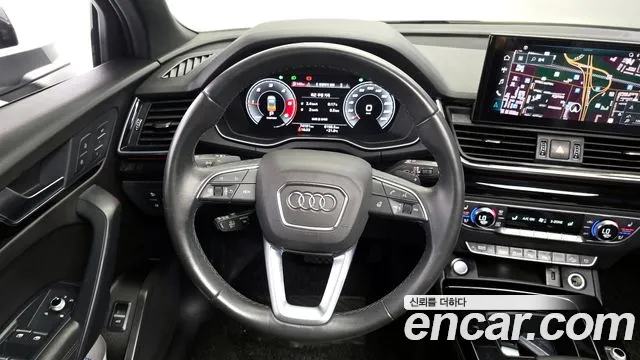 Audi Q5 2021 — фото 19