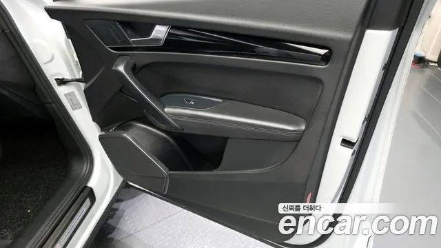 Audi Q5 2021 — фото 14