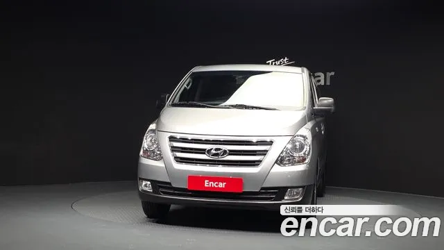 Hyundai Starex 2017 — фото 3