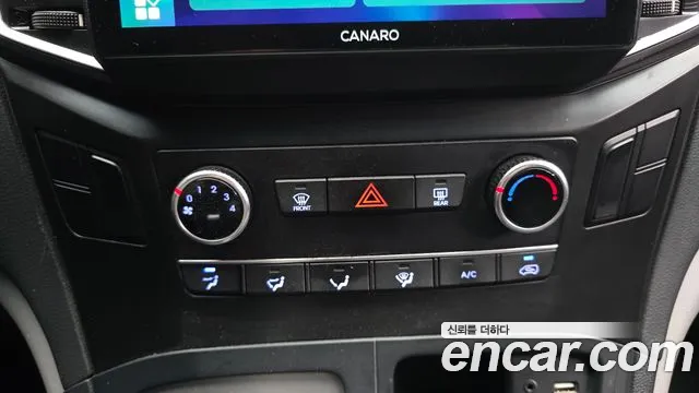 Hyundai Starex 2017 — фото 17