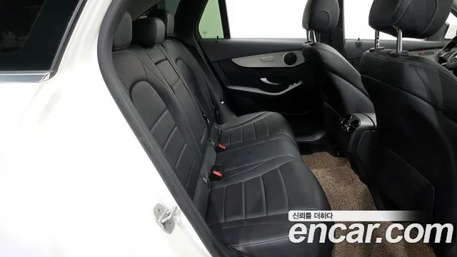 Mercedes-Benz GLC-Class 2016 — фото 12