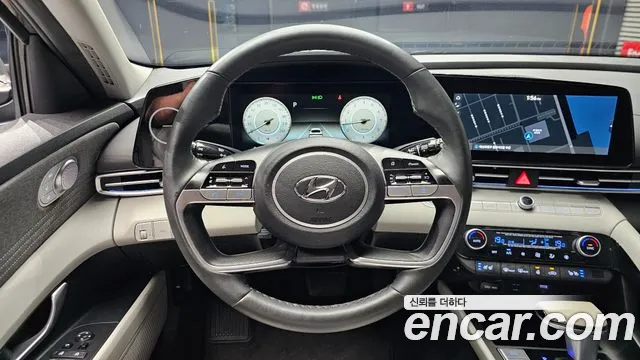 Hyundai AVANTE 2021 — фото 13