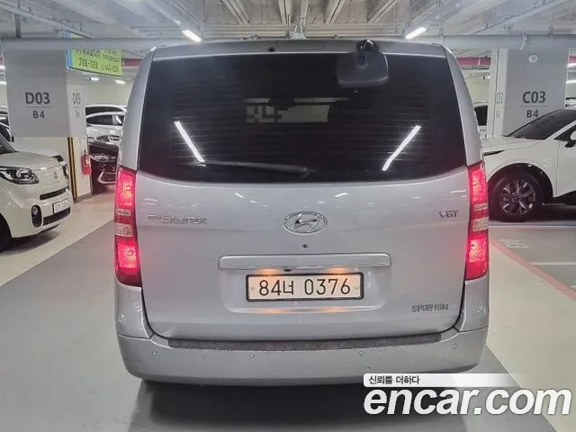 Hyundai Starex 2021 — фото 4