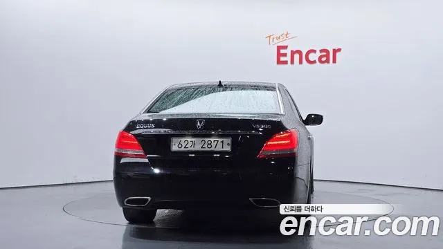 Hyundai Equus 2015 — фото 4