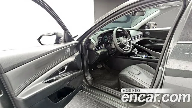 Hyundai AVANTE 2021 — фото 10