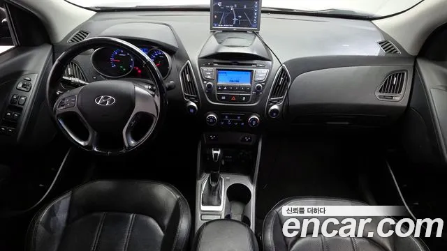 Hyundai Tucson 2015 — фото 10