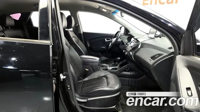 Hyundai Tucson 2015 — фото 16