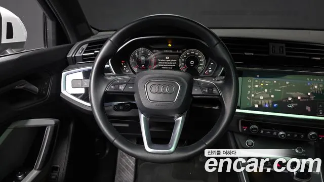 Audi Q3 2023 — фото 13