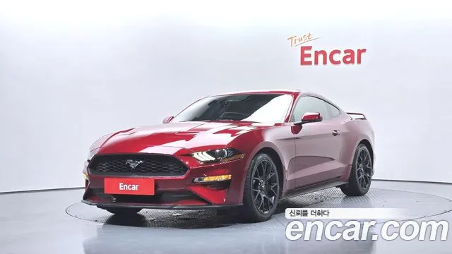 Ford Mustang 2019 — фото 1