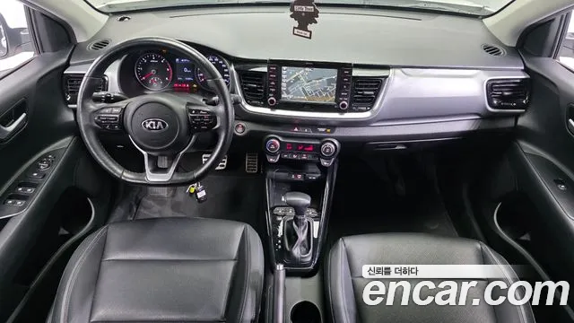 Kia Stonic 2018 — фото 10