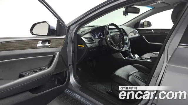 Hyundai Sonata 2015 — фото 13