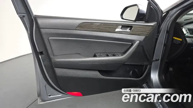 Hyundai Sonata 2015 — фото 14