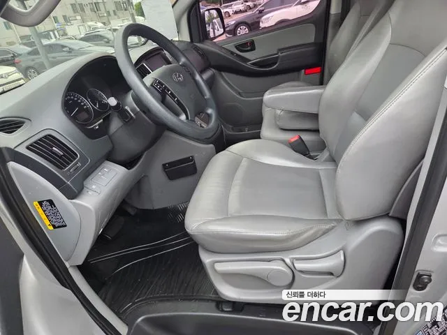 Hyundai Starex 2018 — фото 7