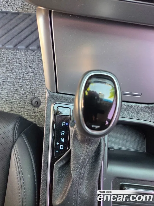 Hyundai Starex 2018 — фото 9