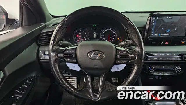 Hyundai Veloster 2019 — фото 13
