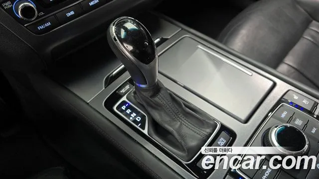 Hyundai Genesis 2015 — фото 12