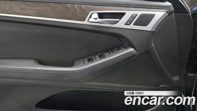 Hyundai Genesis 2015 — фото 14