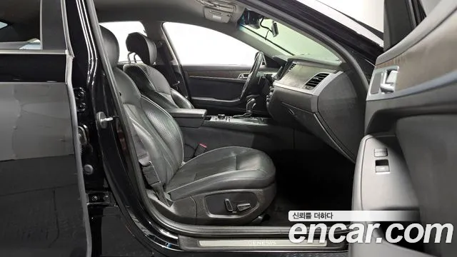 Hyundai Genesis 2015 — фото 16