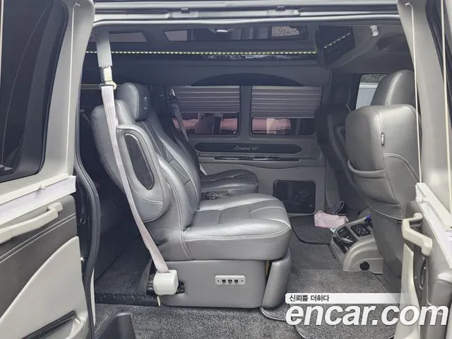 Chevrolet Express Van 2017 — фото 10