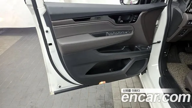 Honda Odyssey 2018 — фото 14