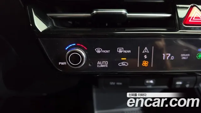 Kia Niro 2024 — фото 19