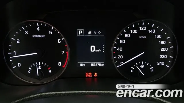 Hyundai AVANTE 2018 — фото 11