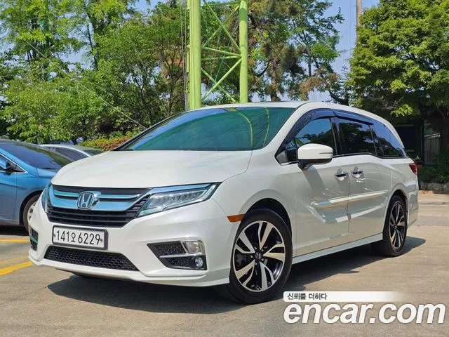 Honda Odyssey 2020 — фото 13