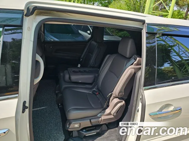 Honda Odyssey 2020 — фото 14