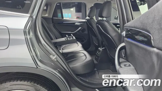 BMW X1 2022 — фото 12