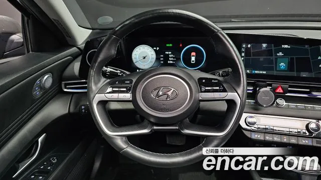 Hyundai AVANTE 2023 — фото 13