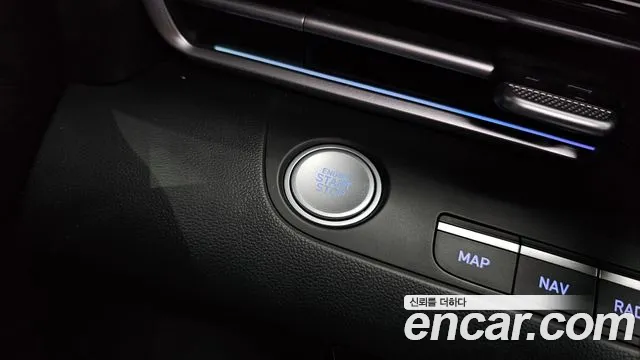 Hyundai AVANTE 2023 — фото 20