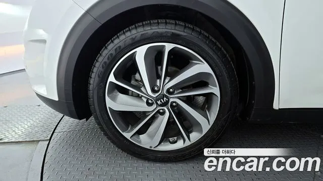 Kia Niro 2018 — фото 5