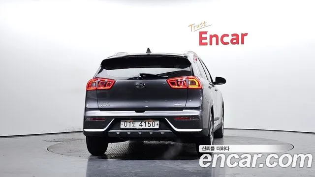 Kia Niro 2018 — фото 4
