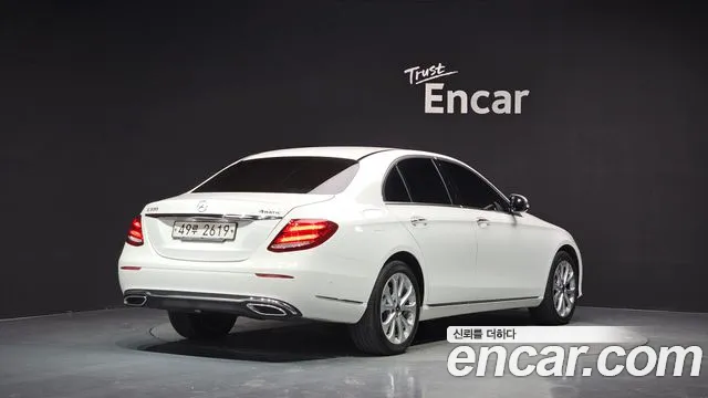 Mercedes-Benz E-Class 2018 — фото 2