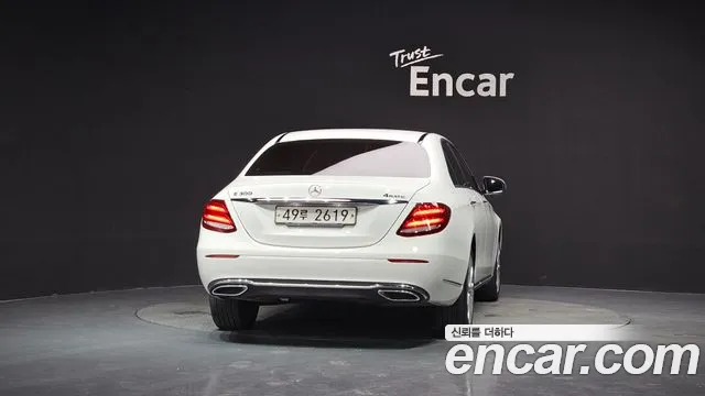 Mercedes-Benz E-Class 2018 — фото 4