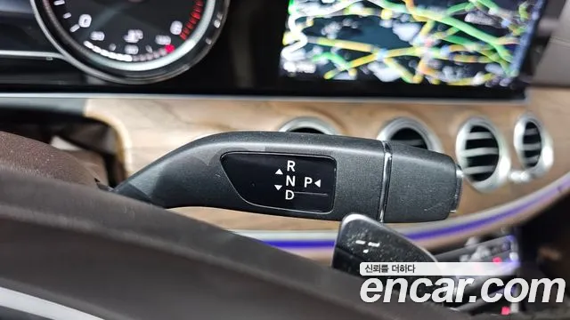 Mercedes-Benz E-Class 2018 — фото 12