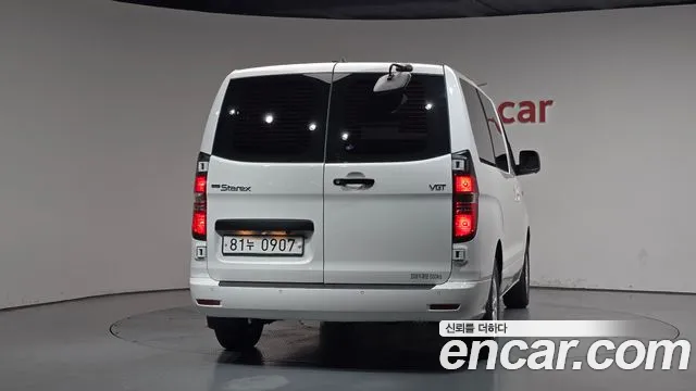 Hyundai Starex 2021 — фото 4
